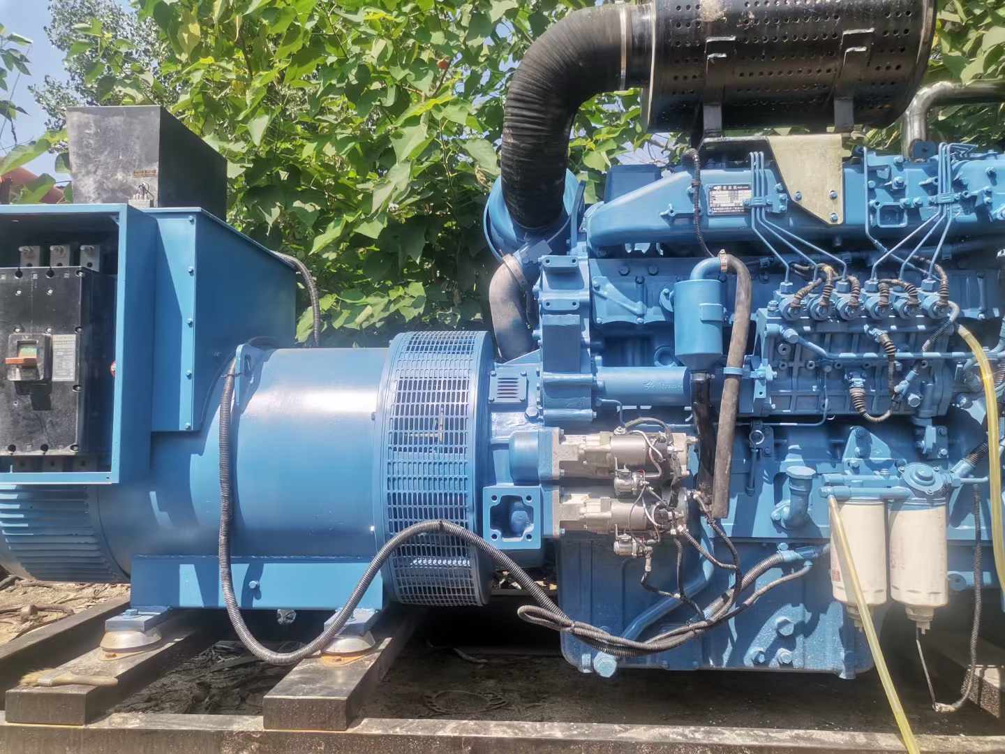李沧详细说明降低 800kW 柴油发电机输出电流波动的方法